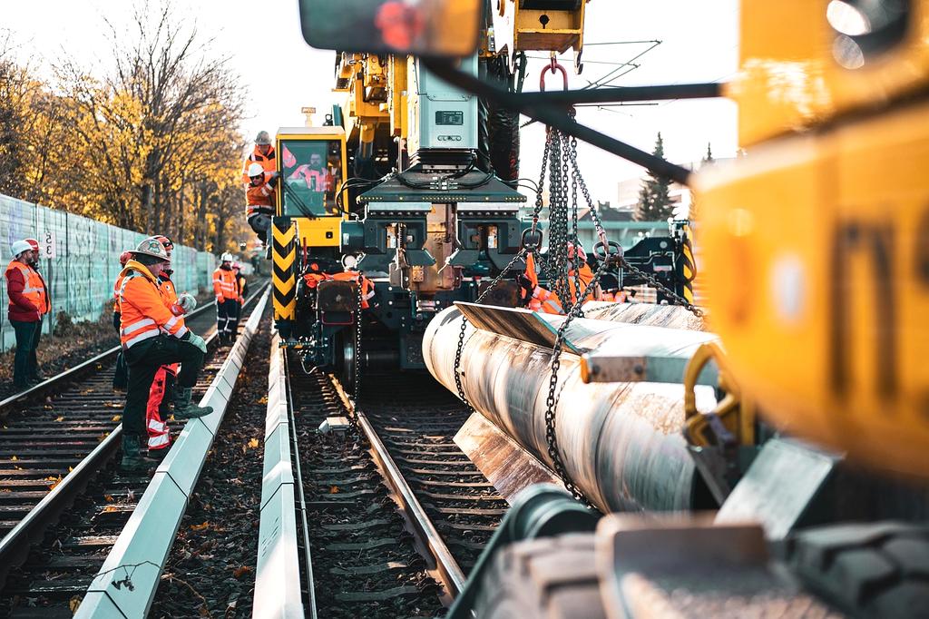 Team van ingenieurs tijdens een overleg